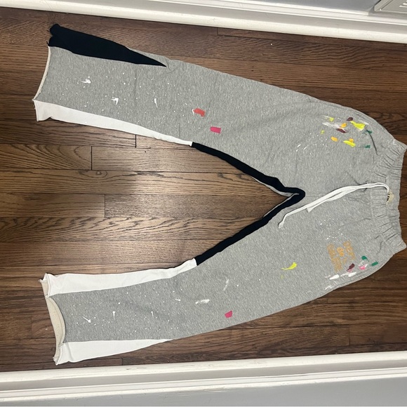 Gallery Dept Pants - Gallery Dept wide Leg sweat pants (yes authentic, thick material good quality)